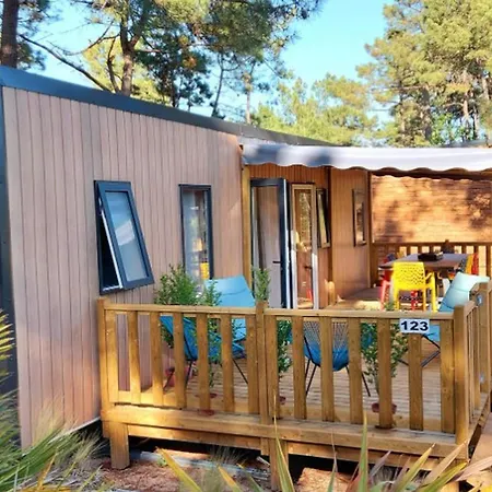 Cosy Avec Terrasse Au Calme - Api-1-52-1060 Campingplatz