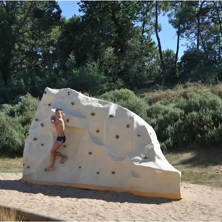 Cosy Avec Terrasse Au Calme - Api-1-52-1060 Campingplatz *