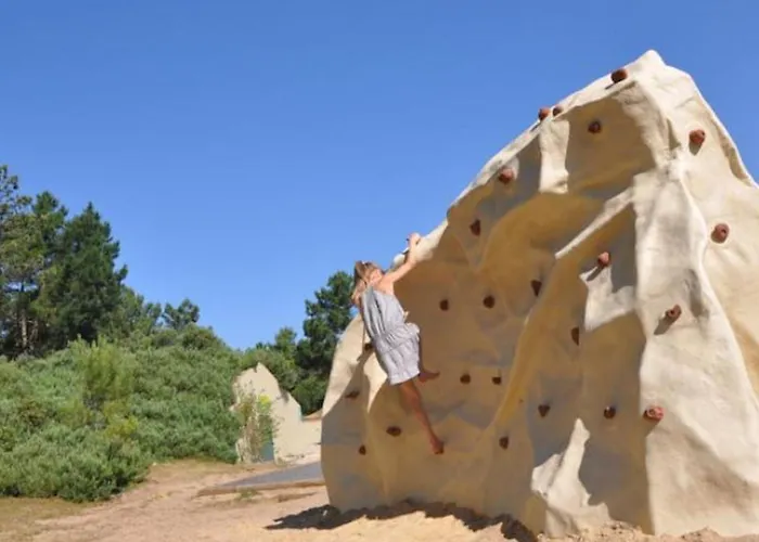 Cosy Avec Terrasse Au Calme - Api-1-52-1060 Campingplatz